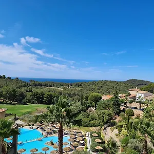 Appartement Hameau Des Amandiers - Vue Mer, Golf Et Vignes, Saint-Cyr-sur-Mer